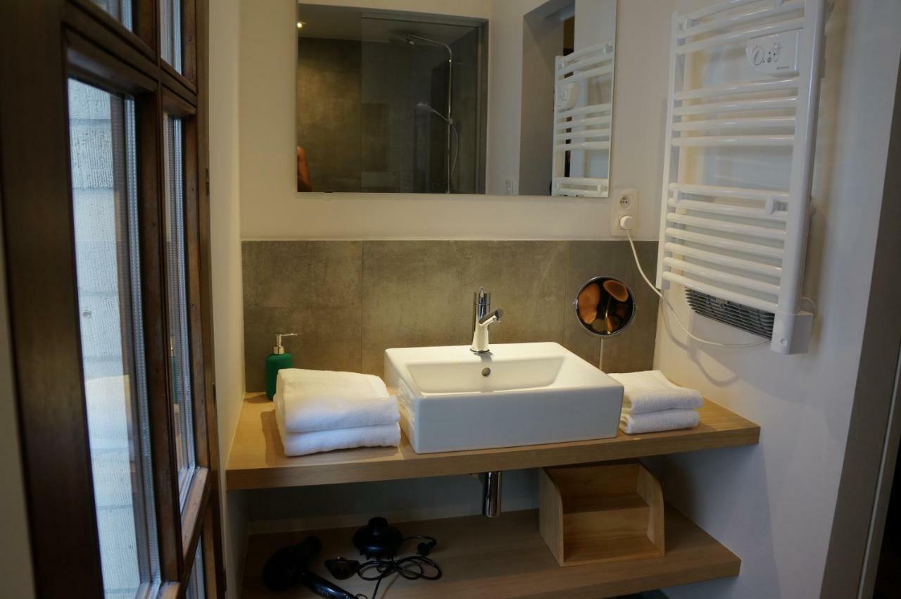 Charming Suites Jan Zonder Vrees アントウェルペン エクステリア 写真