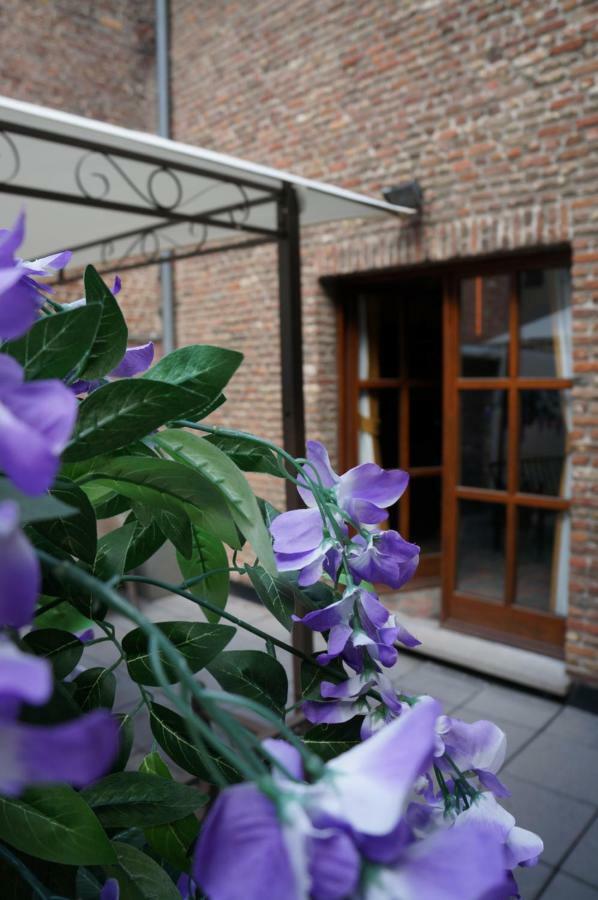 Charming Suites Jan Zonder Vrees アントウェルペン エクステリア 写真